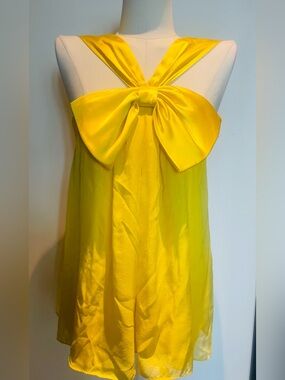 NWT Alice + Olivia Bow Bright Yellow Women's Top
